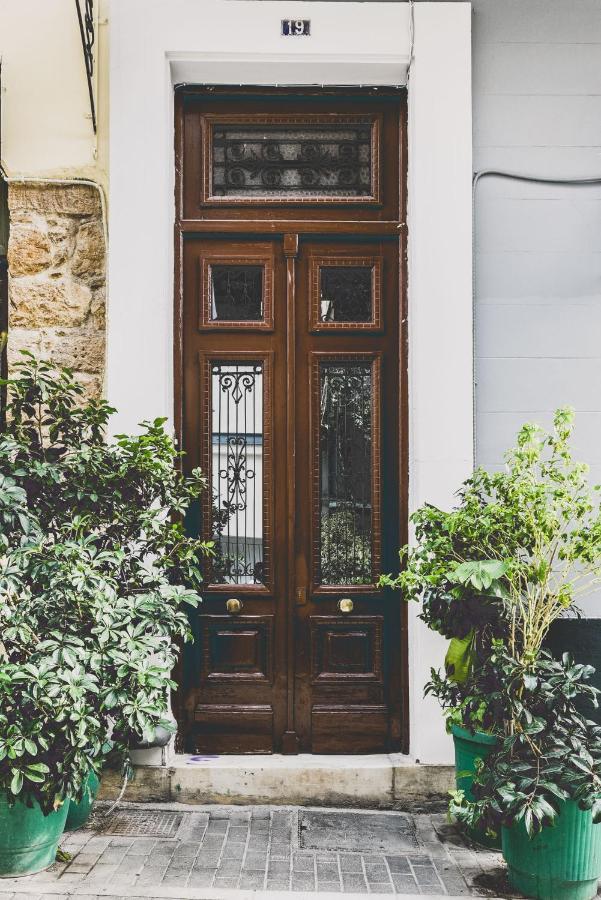 Neoclassical Apartment Near Acropolis - Livingstone Crystal Atenas Exterior foto